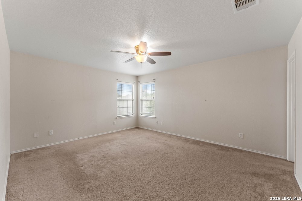 5423 Spring Walk