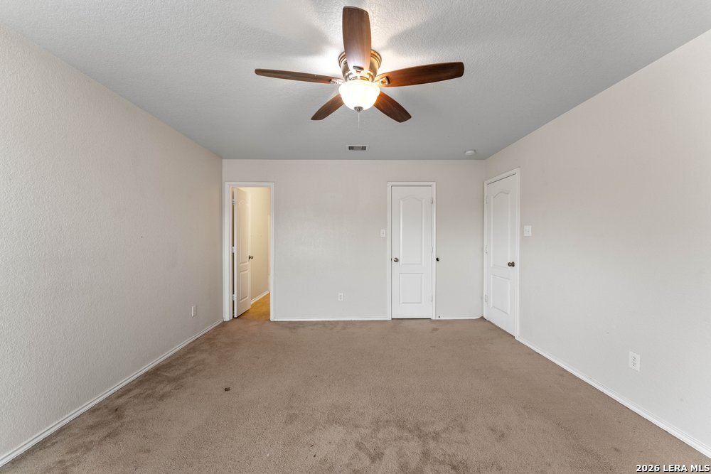 5423 Spring Walk