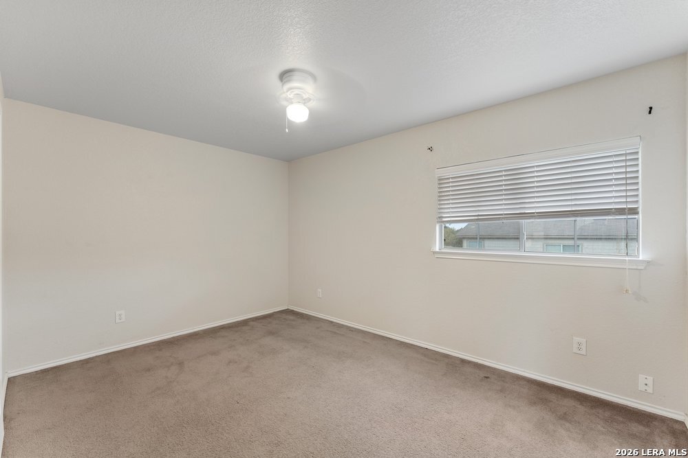 5423 Spring Walk