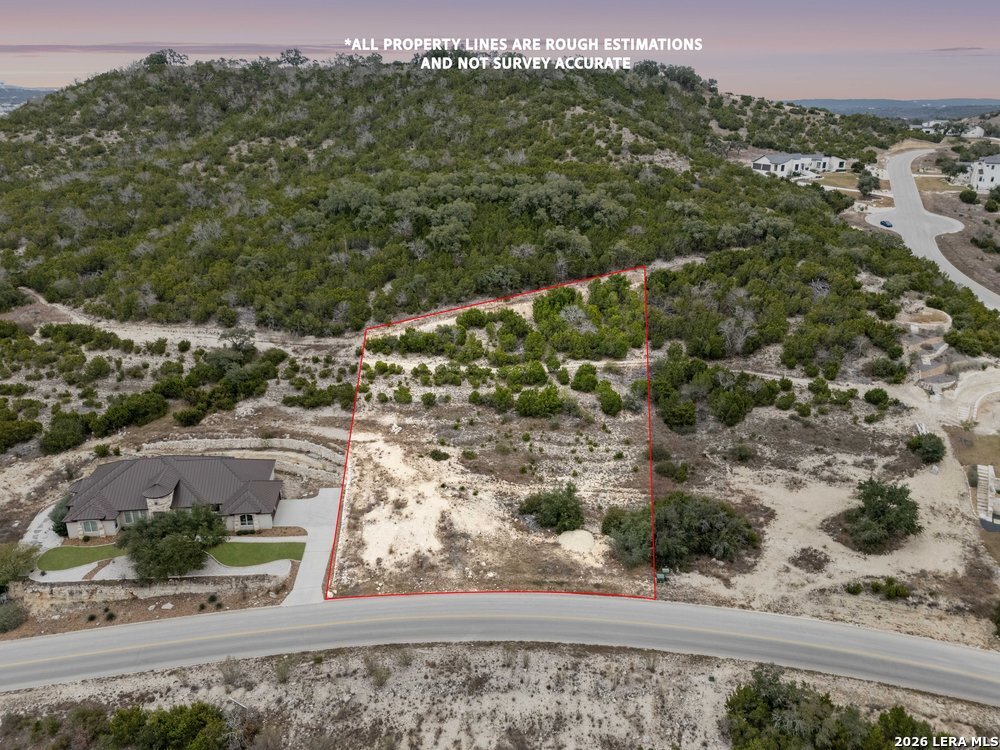 10842 Nina Ridge