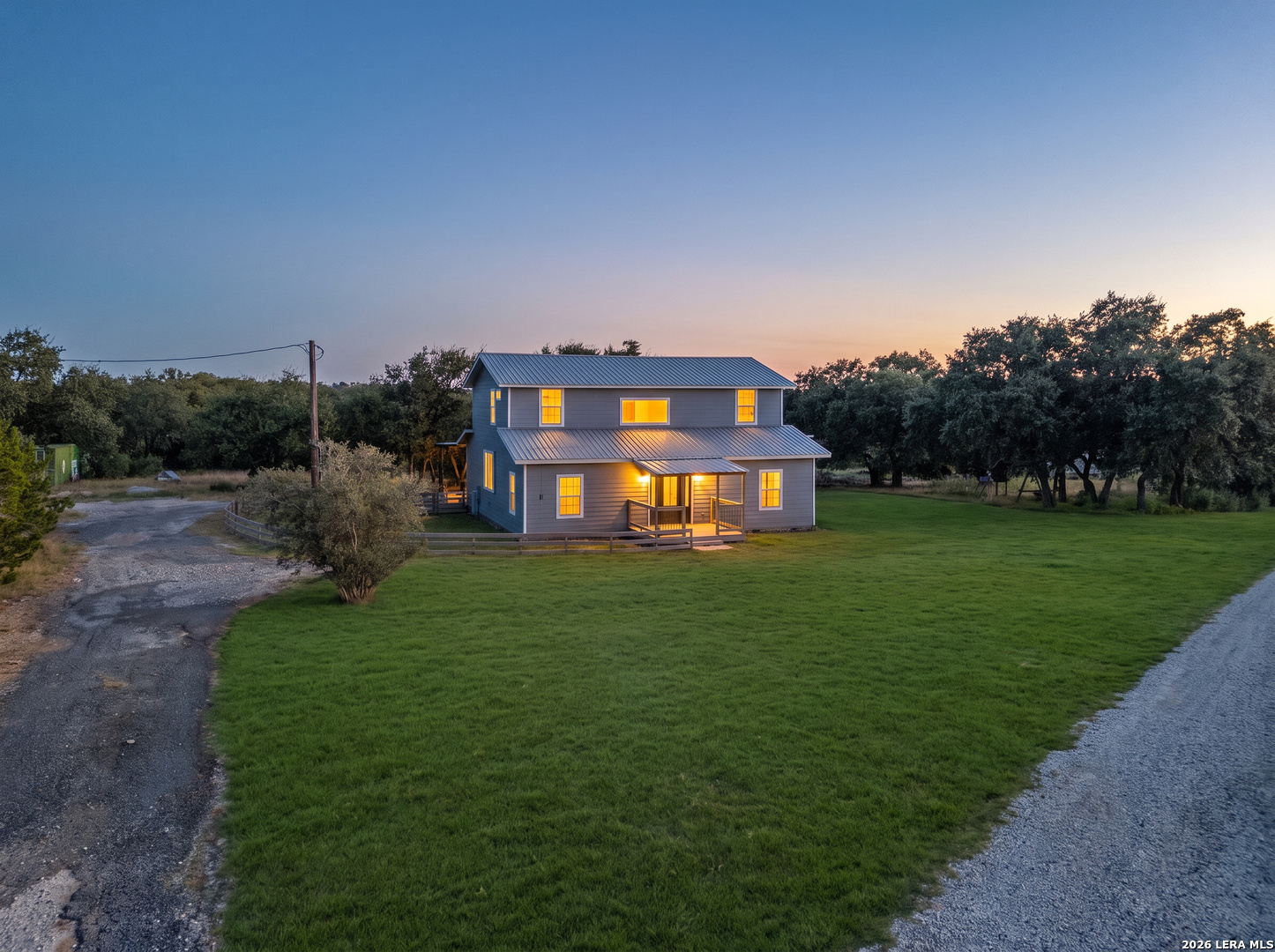 323 Lakeside