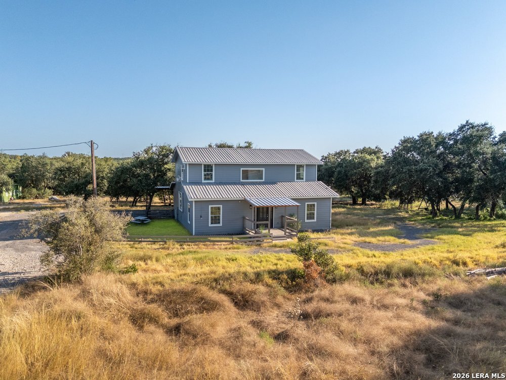 323 Lakeside