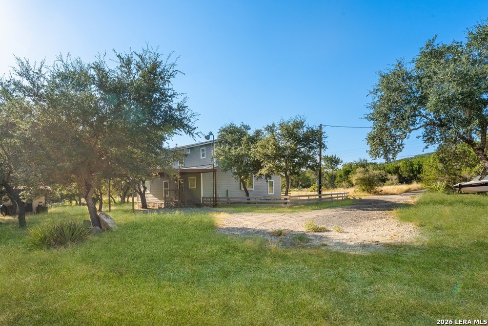 323 Lakeside