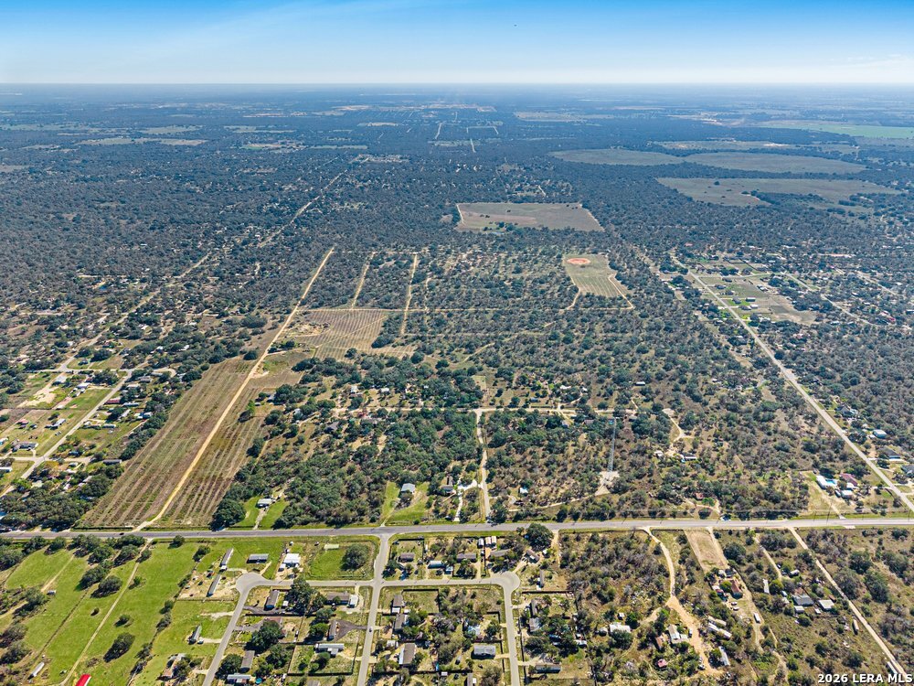 10382 W Fm 476