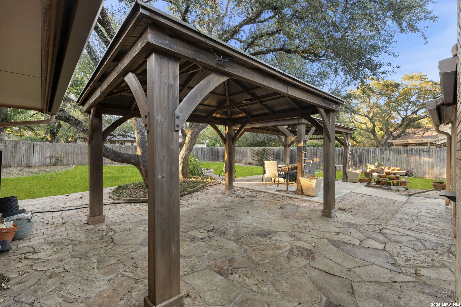4227 Apple Tree Woods