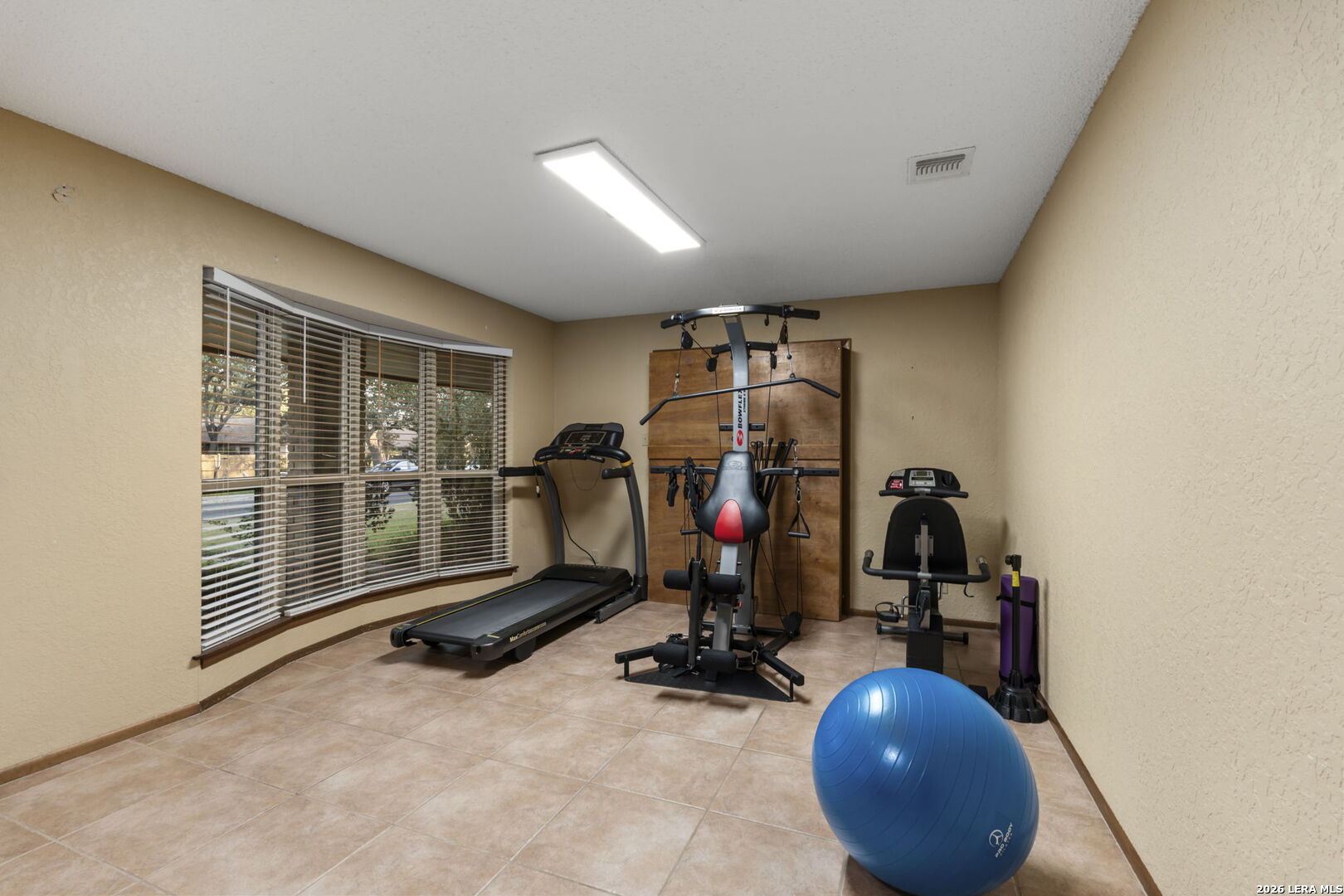 4227 Apple Tree Woods