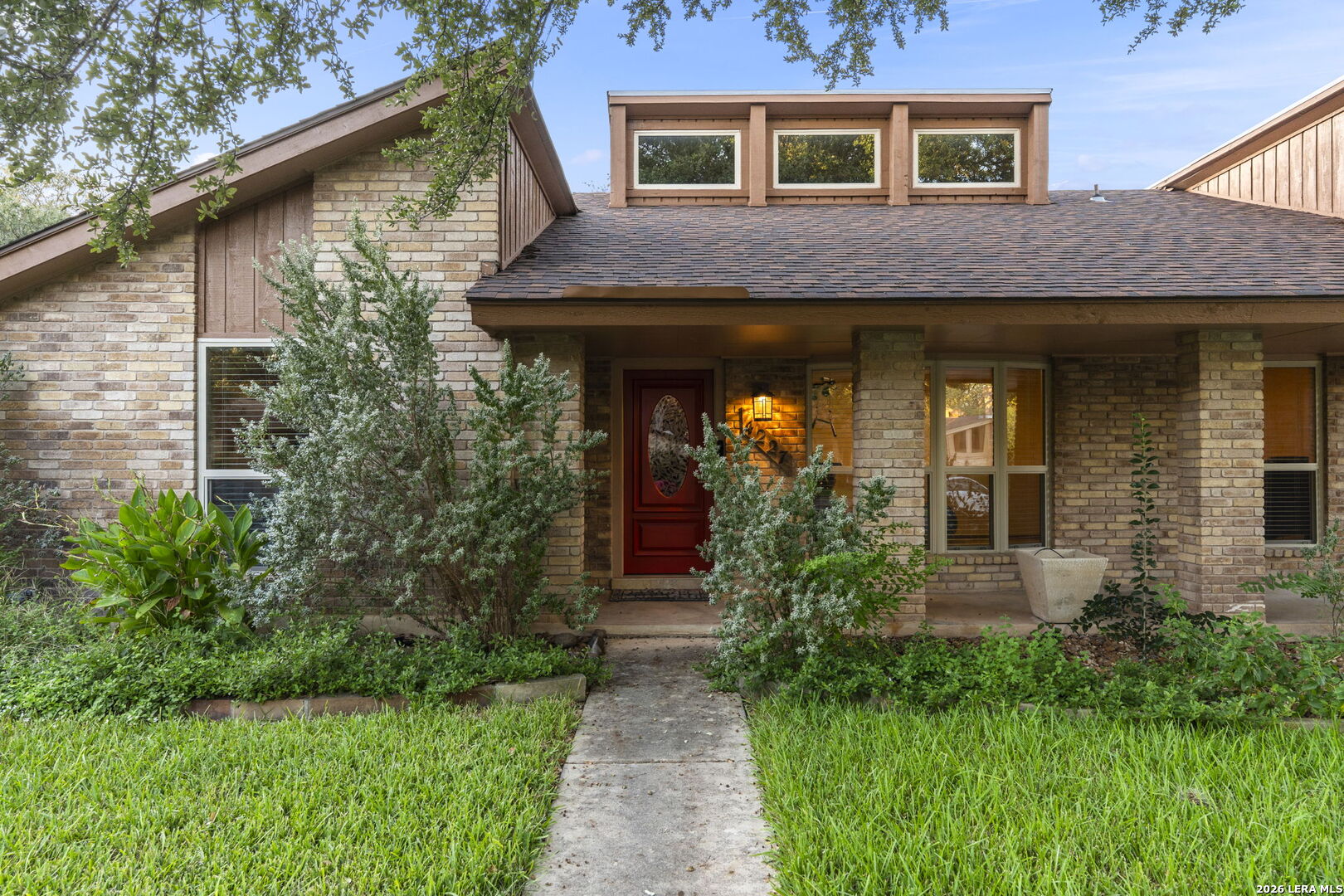 4227 Apple Tree Woods