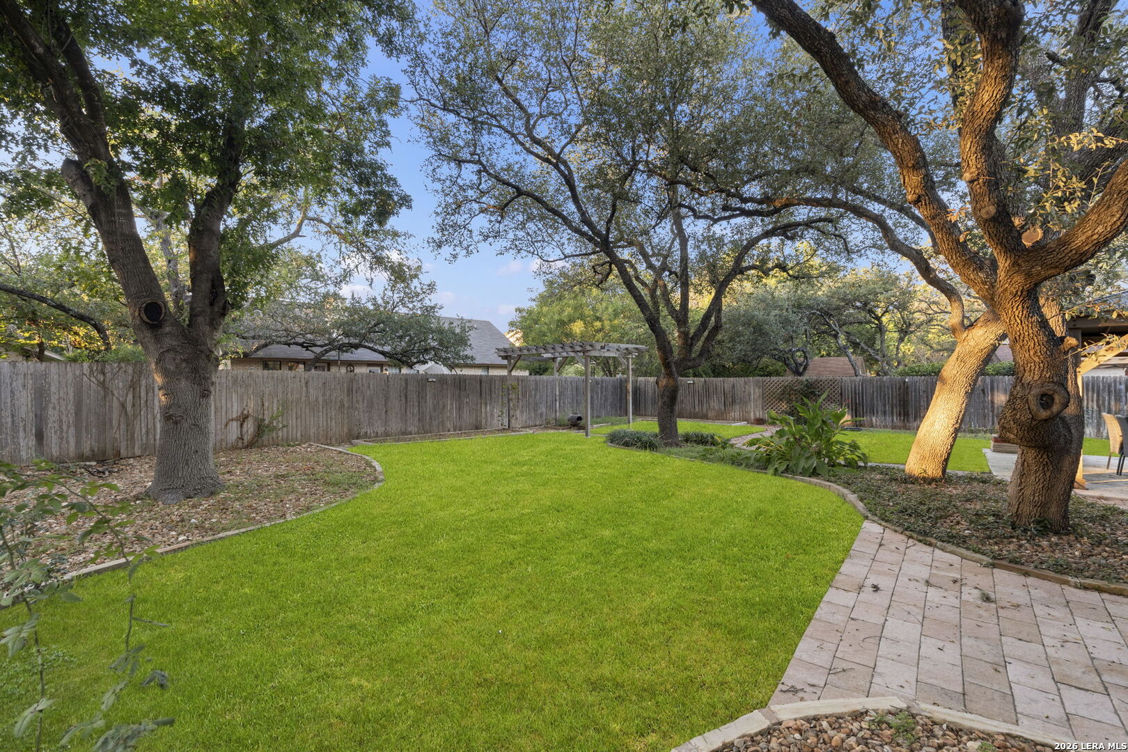 4227 Apple Tree Woods