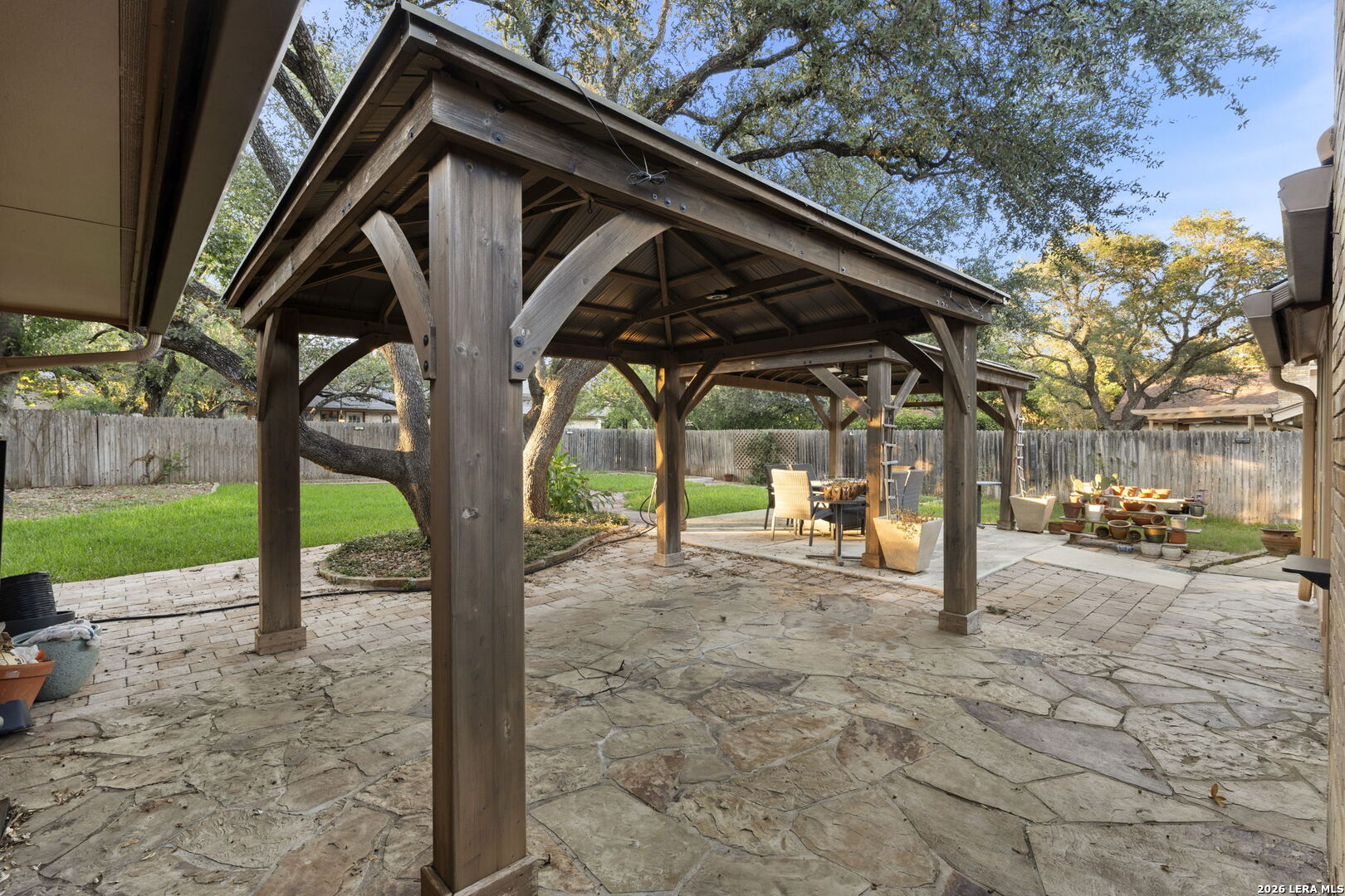 4227 Apple Tree Woods