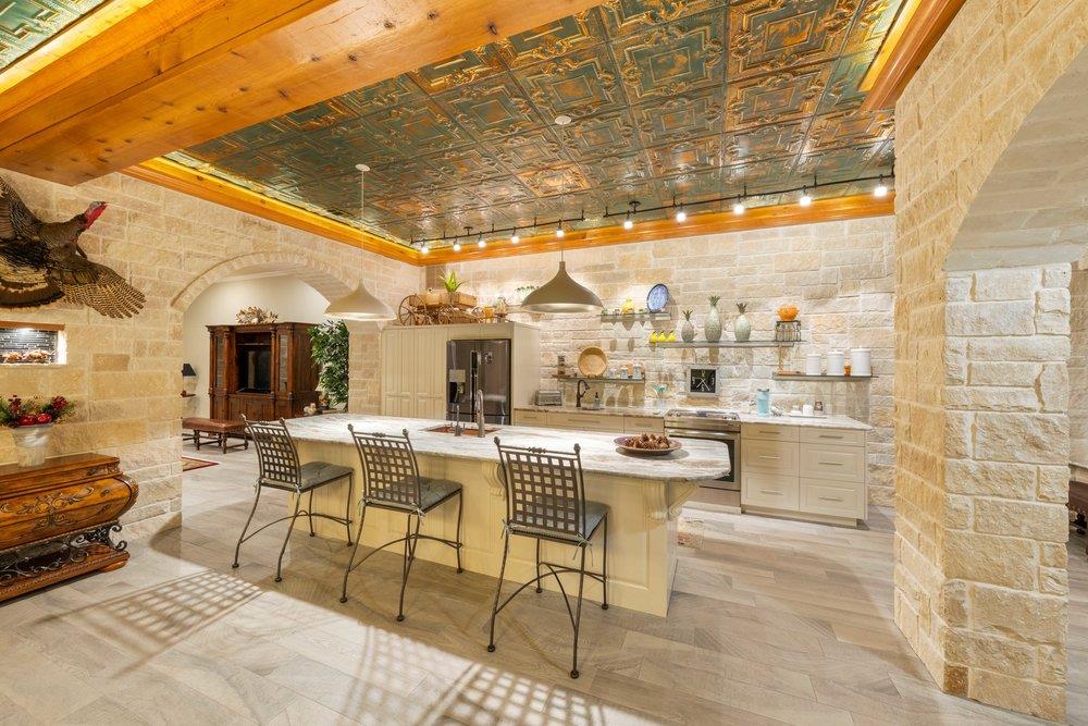 1694 County Road 102