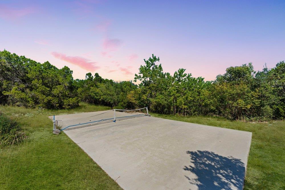 789 Barbara DR