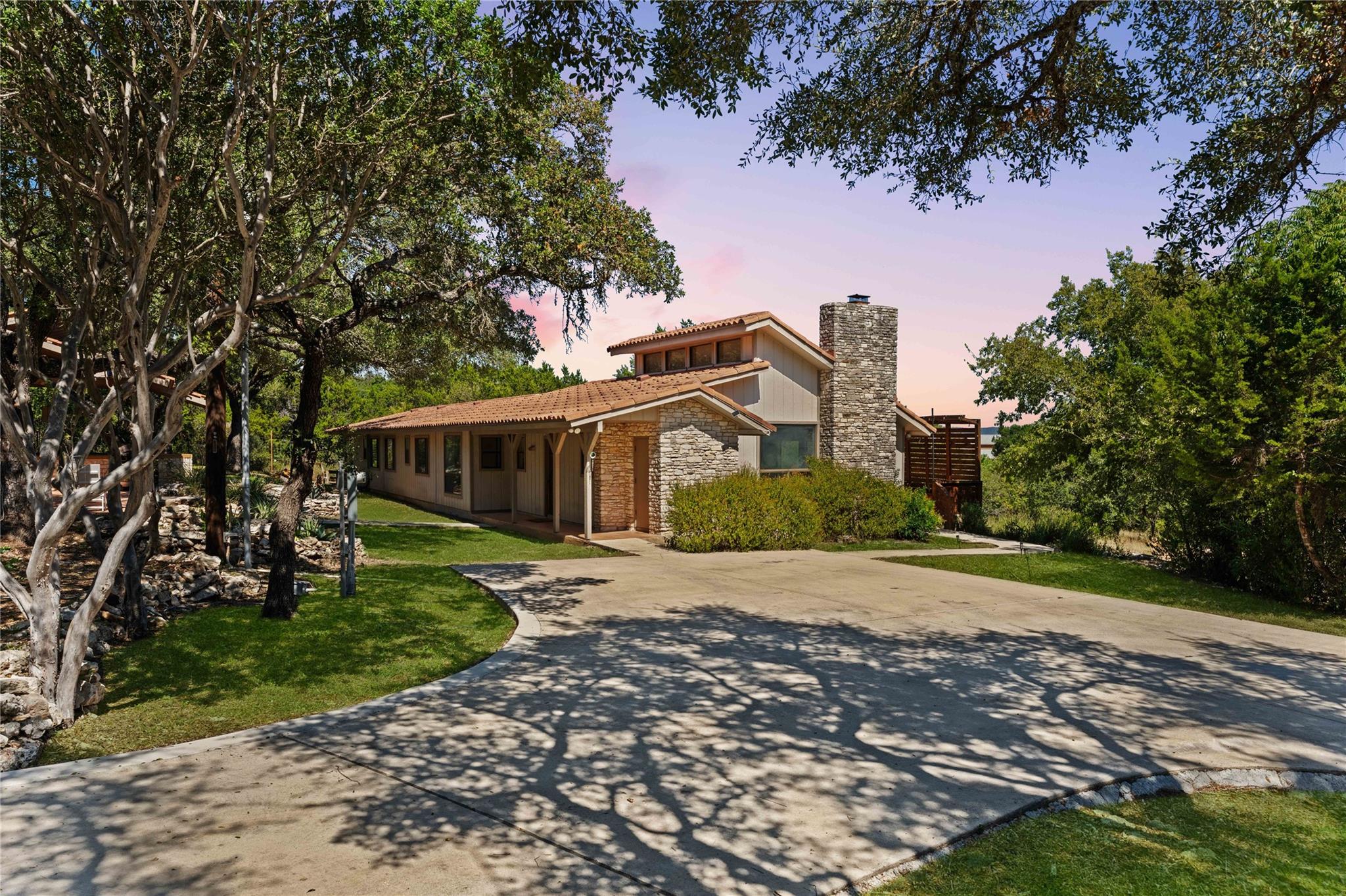 789 Barbara DR