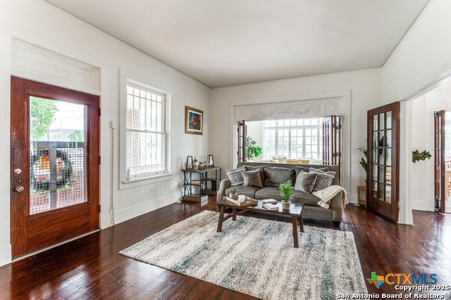 545 Adams Street