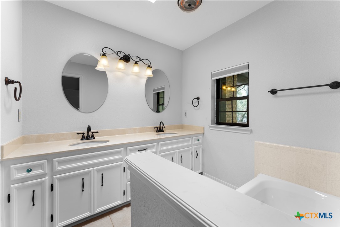 2106 Antelope Trail