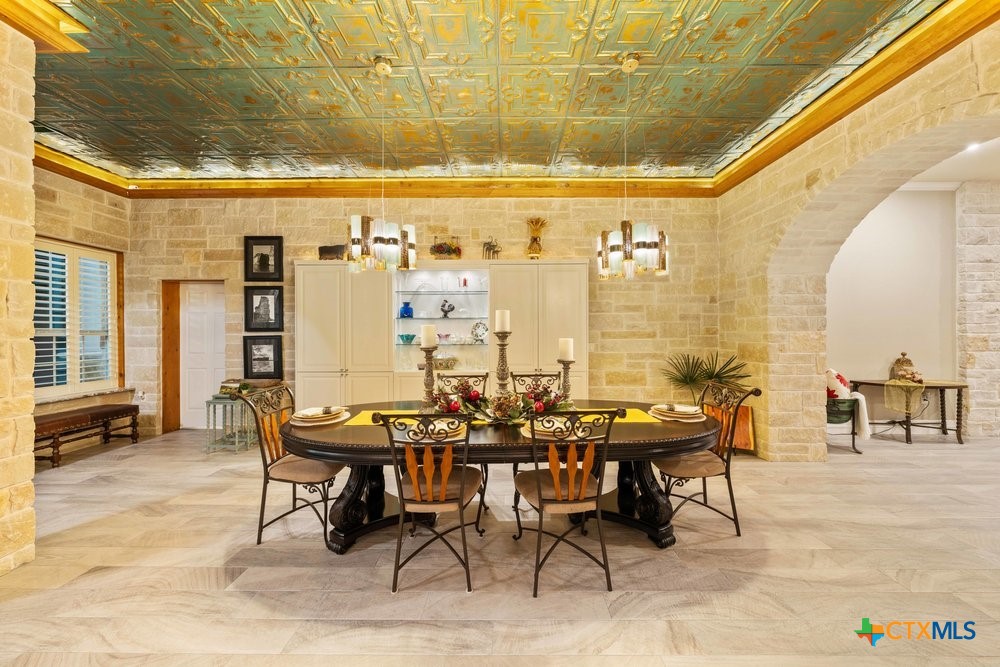 1694 County Road 102