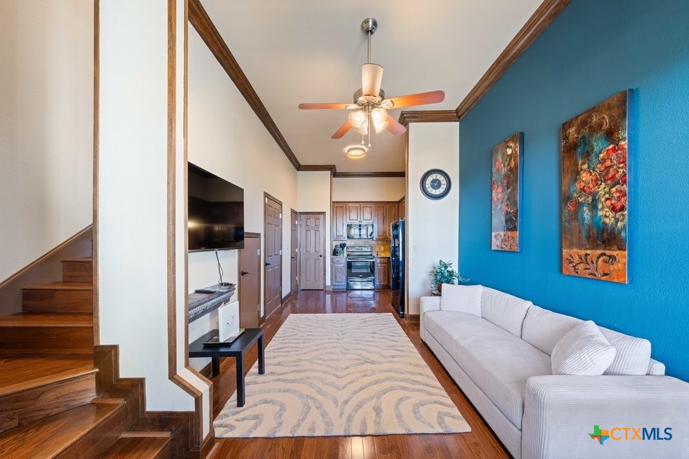 1694 County Road 102