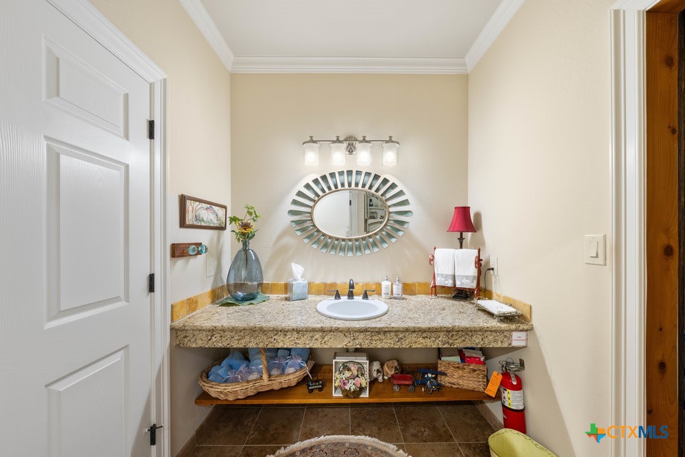 1694 County Road 102