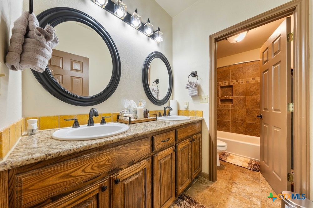 1694 County Road 102