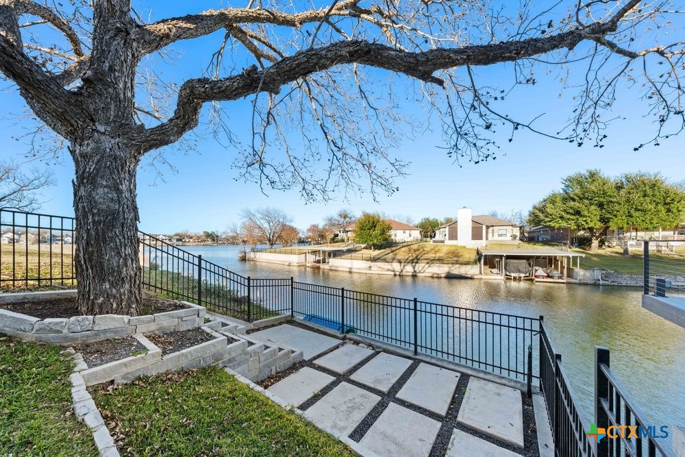 300 Bridgepoint Drive