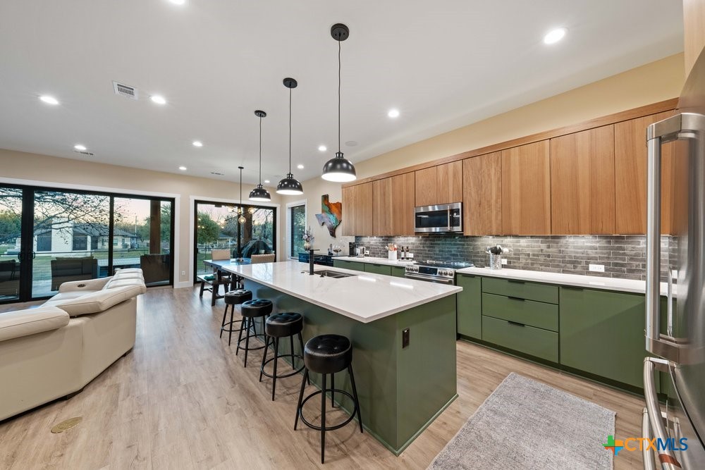 300 Bridgepoint Drive