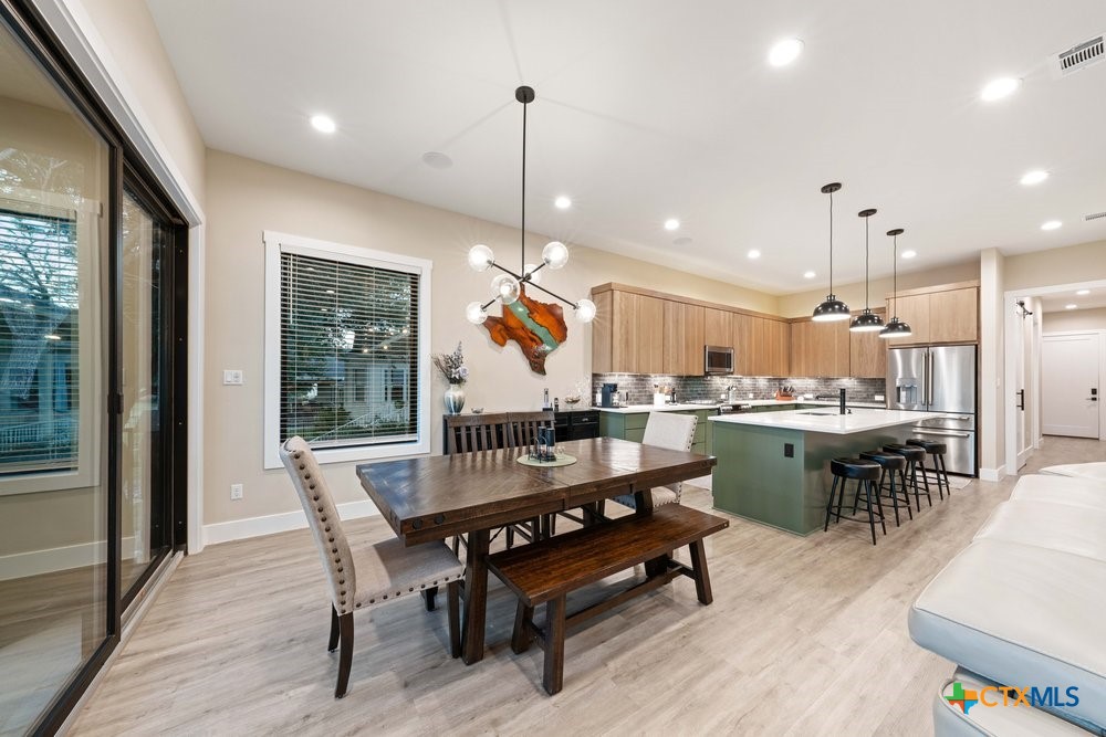 300 Bridgepoint Drive