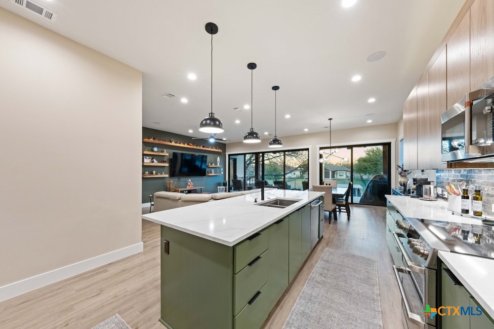 300 Bridgepoint Drive