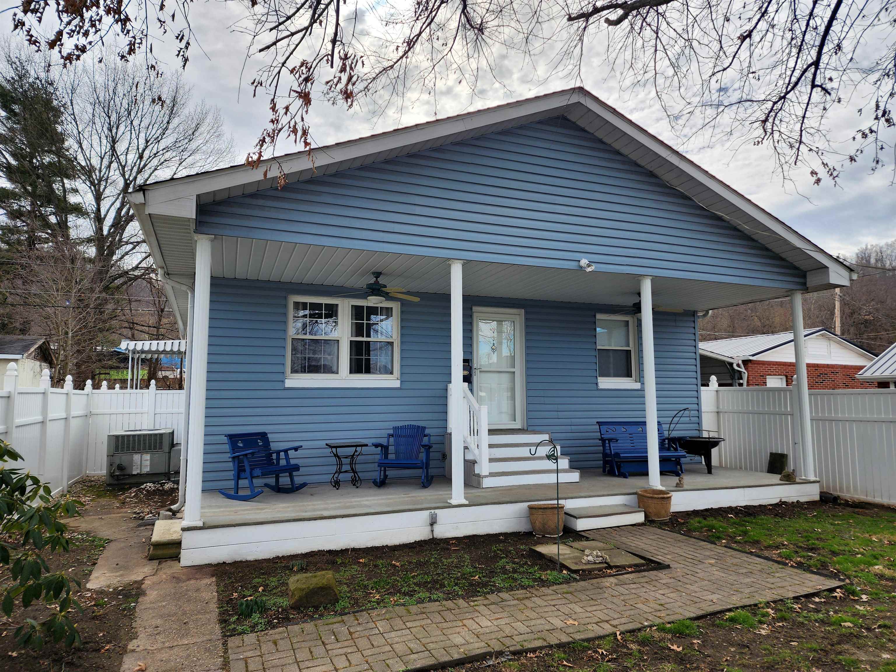 3411 Chase Street