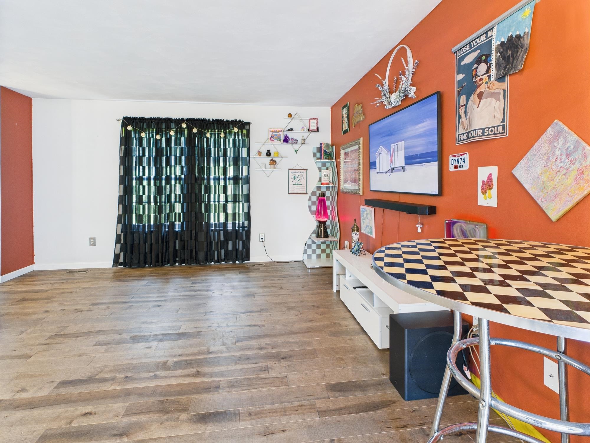 4 Deer Run Road