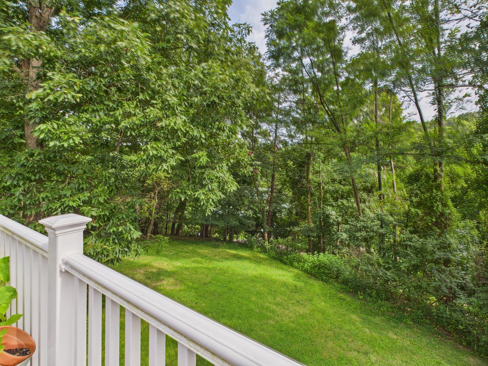4 Deer Run Road