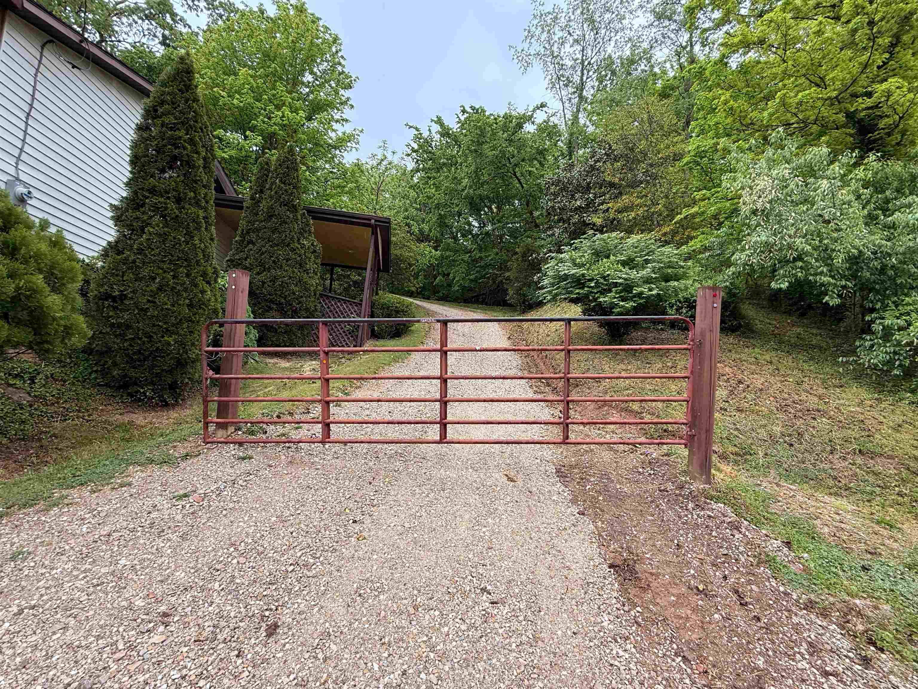 355 Fudges Creek Road