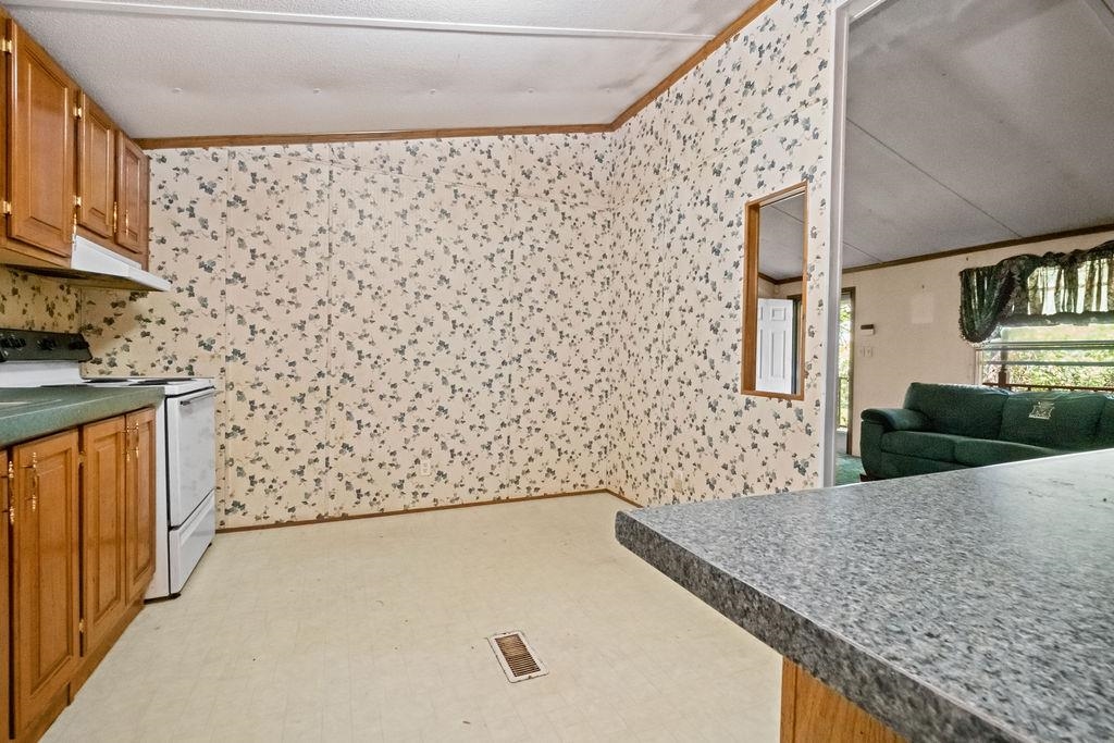 355 Fudges Creek Road