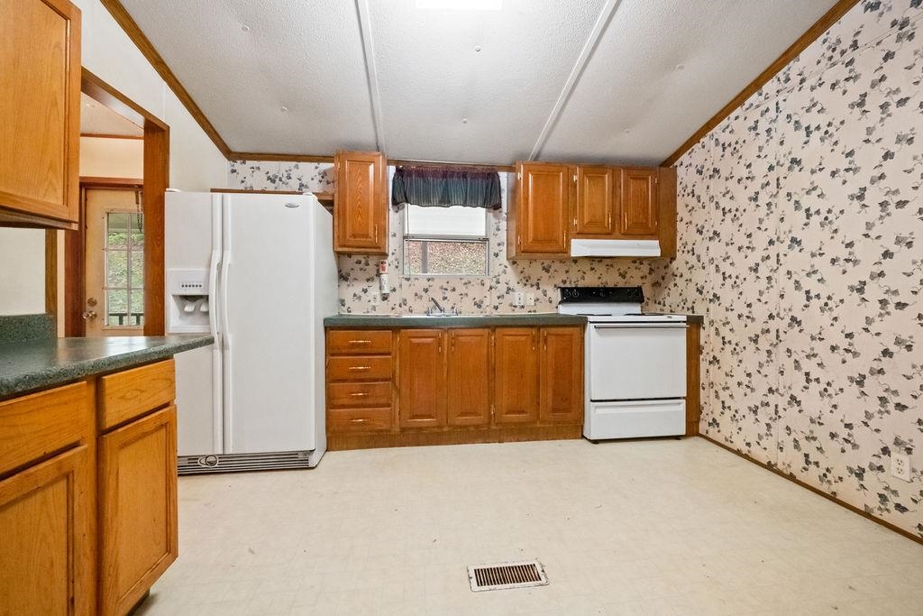 355 Fudges Creek Road