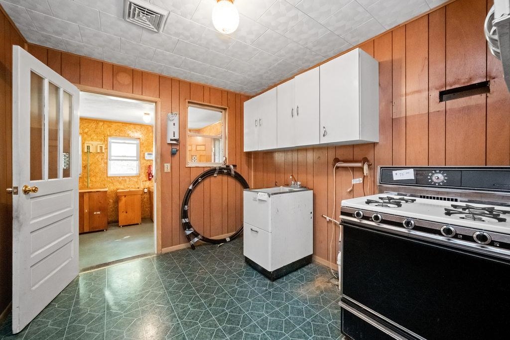 355 Fudges Creek Road