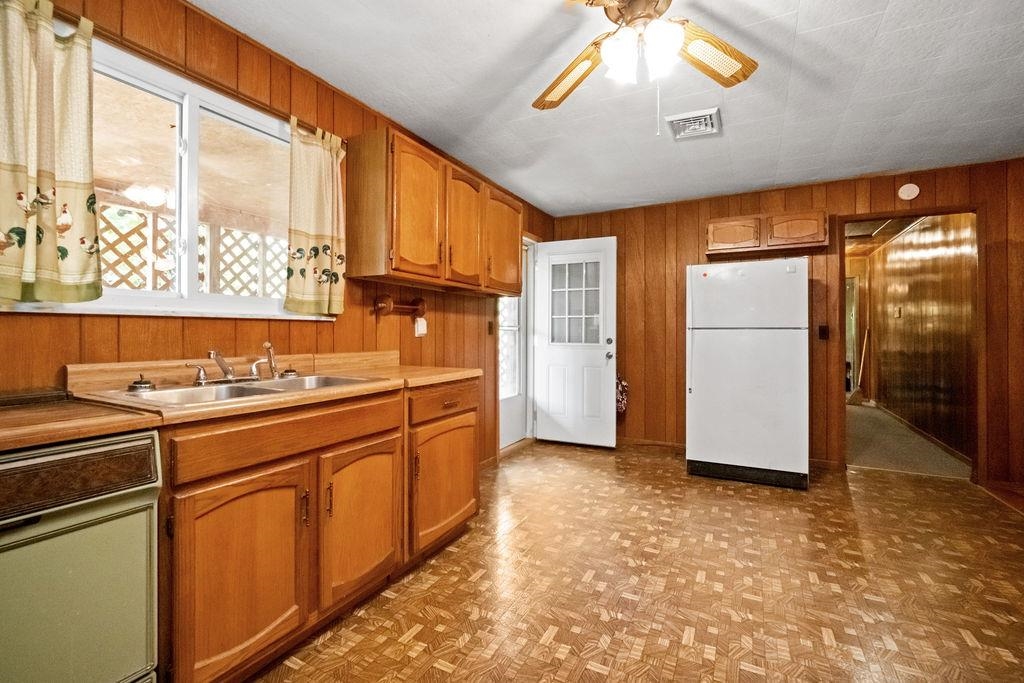 355 Fudges Creek Road