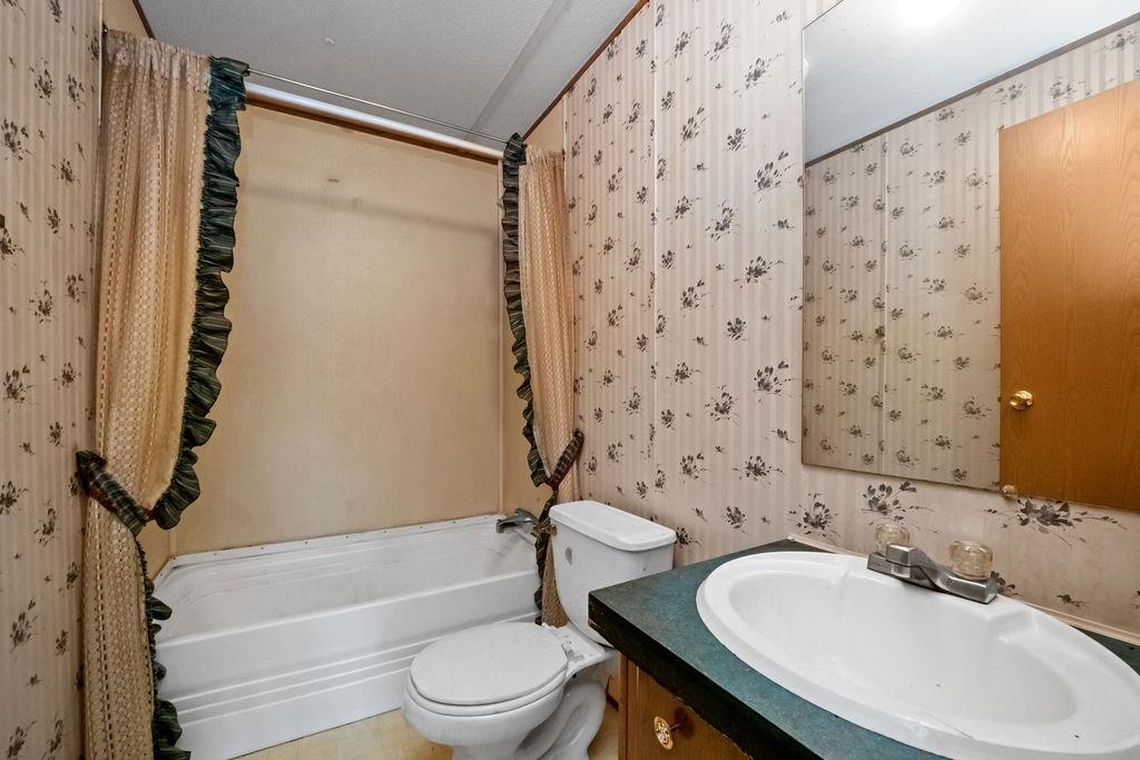 355 Fudges Creek Road