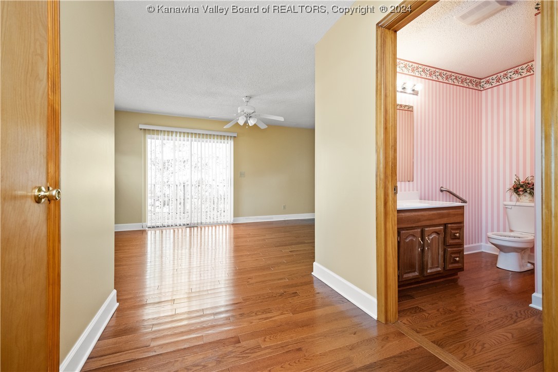 1005 MOSS CREEK Road