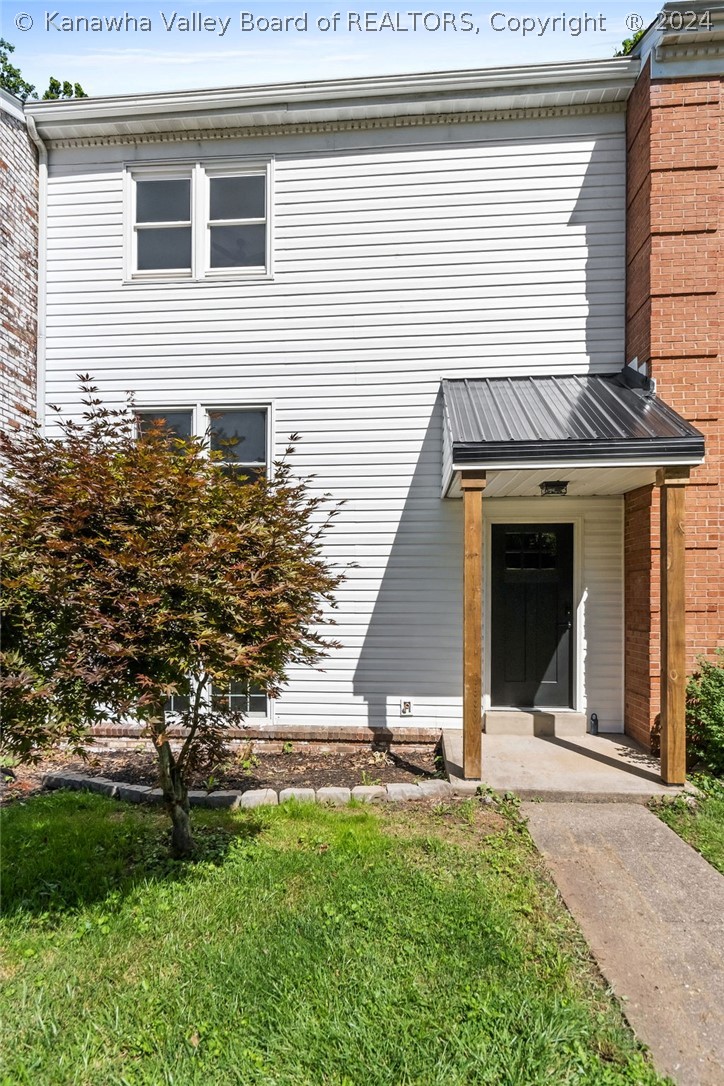 5116 BEECHTREE Circle