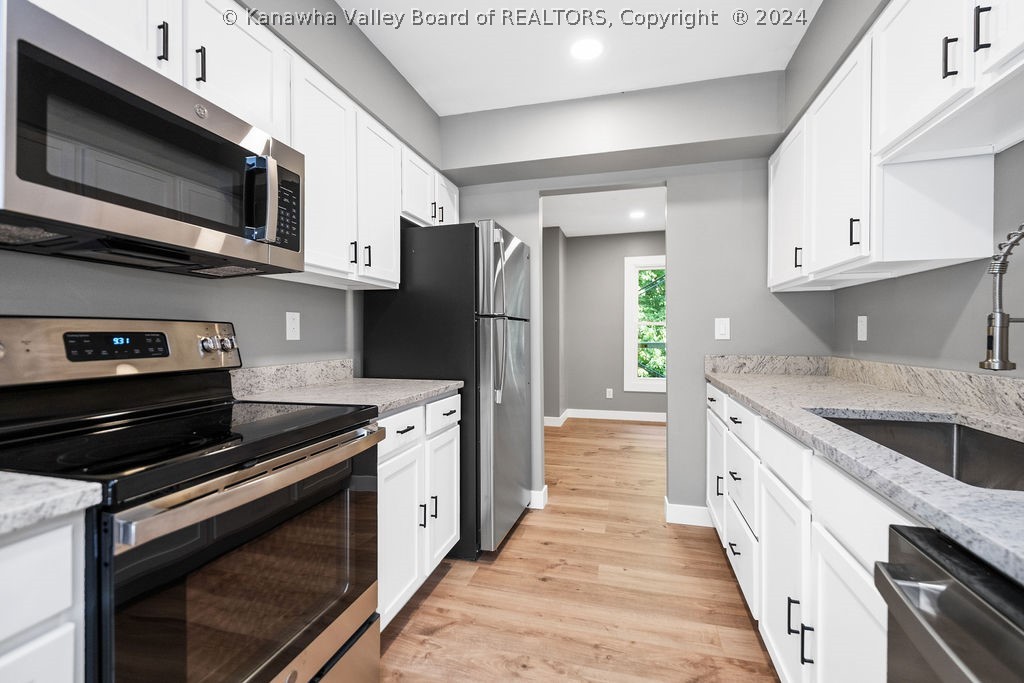 5116 BEECHTREE Circle