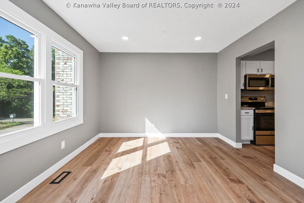 5116 BEECHTREE Circle