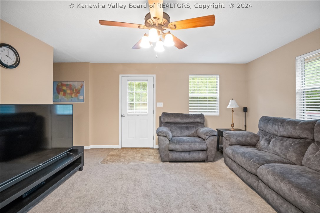 2302 SCARY CREEK Road