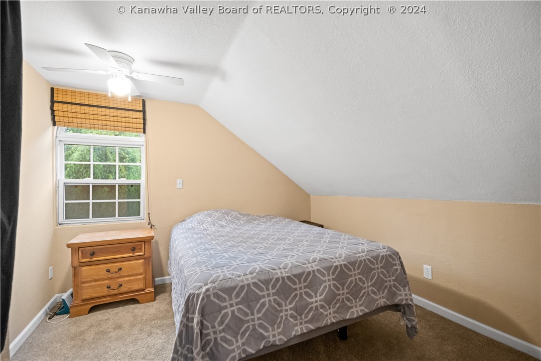2302 SCARY CREEK Road