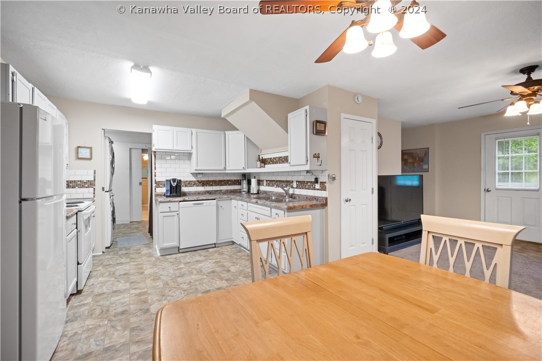 2302 SCARY CREEK Road