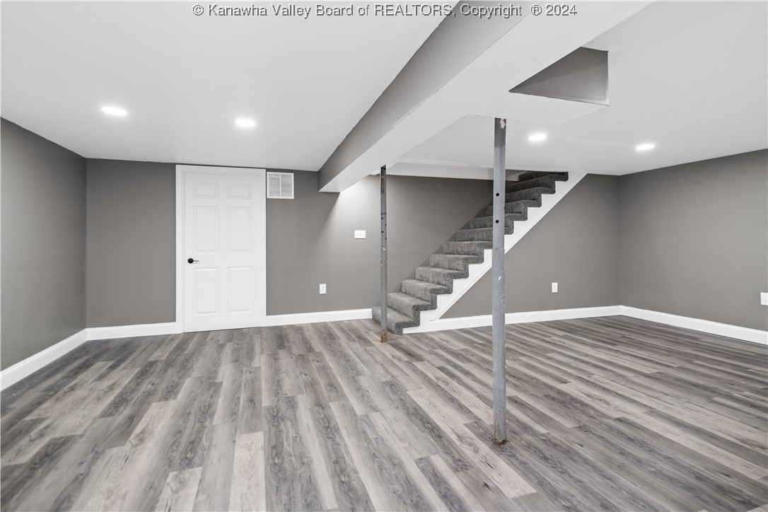 114 OAKWOOD Estates