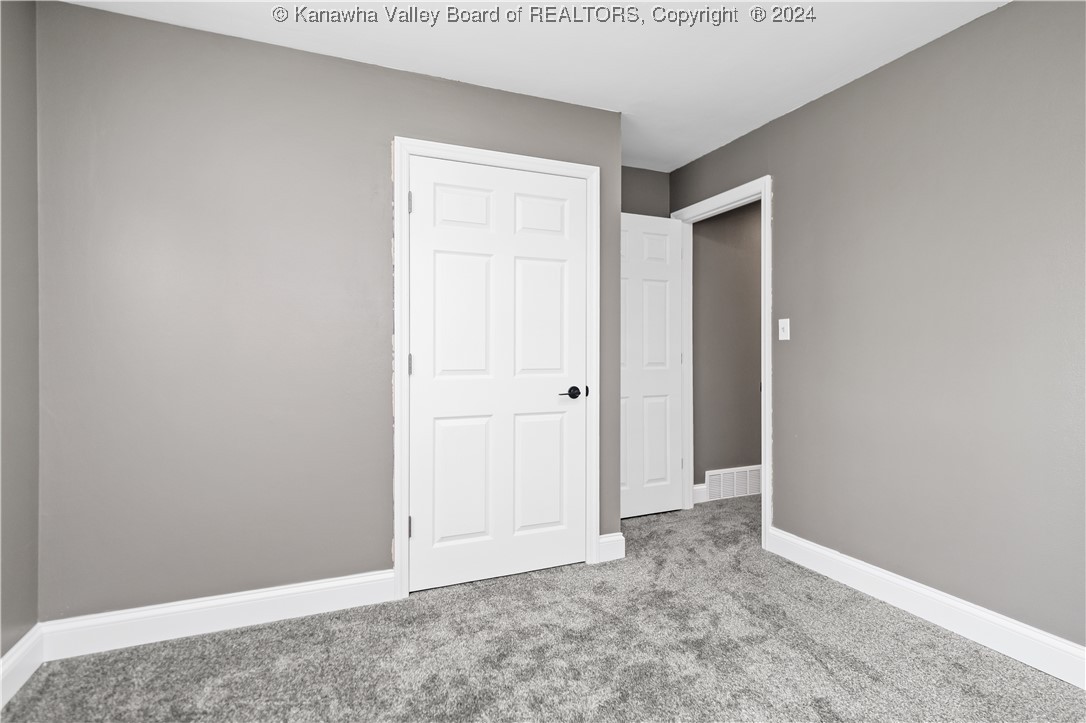 114 OAKWOOD Estates