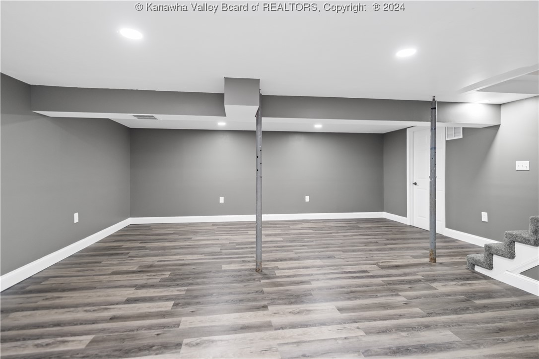 114 OAKWOOD Estates