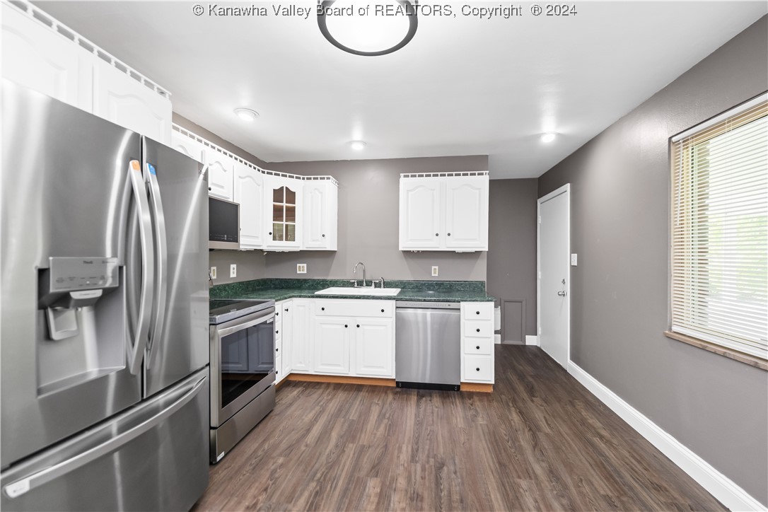 114 OAKWOOD Estates