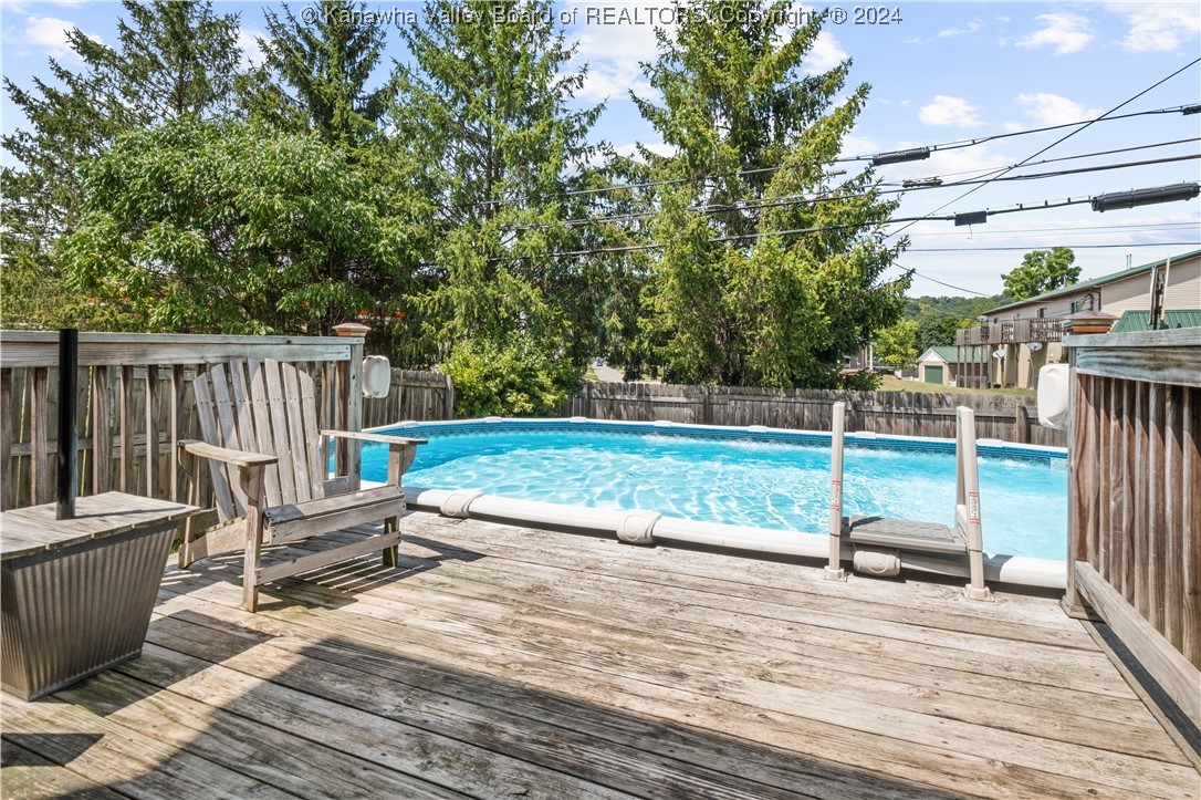 184 BERRY HILLS