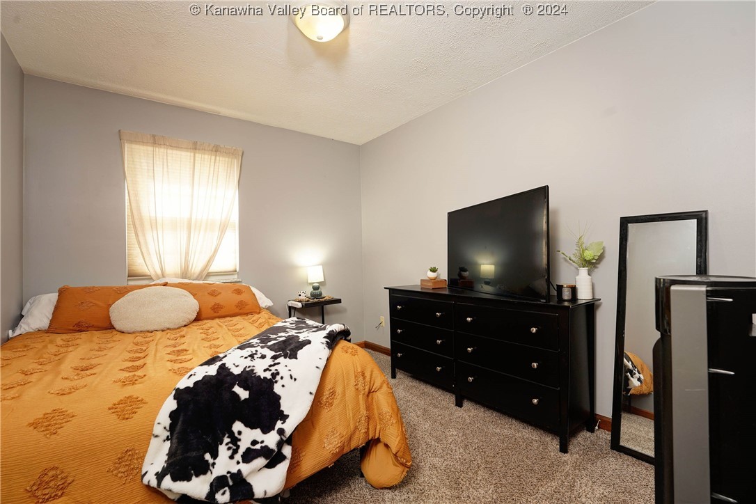105 White Oak Lane