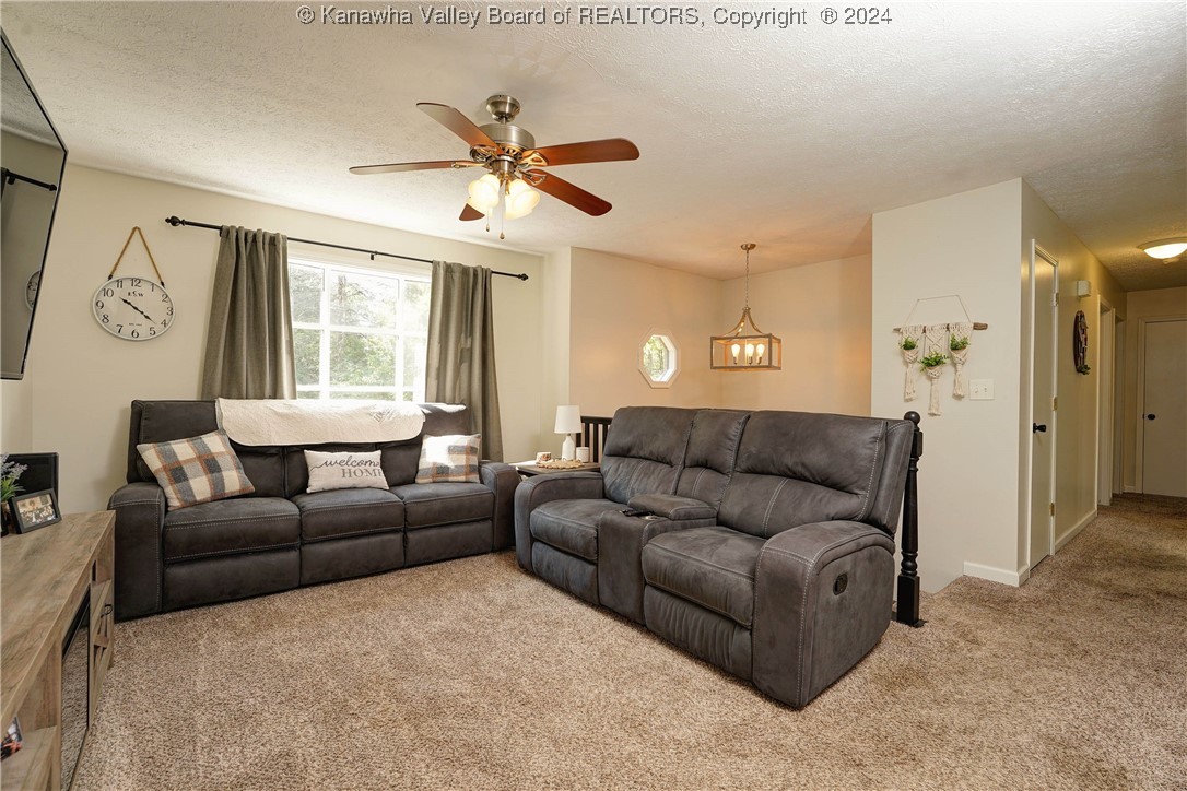 105 White Oak Lane