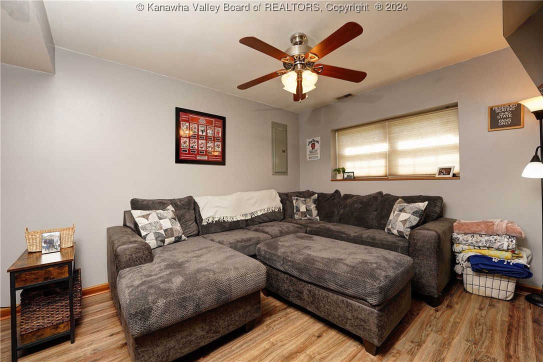 105 White Oak Lane